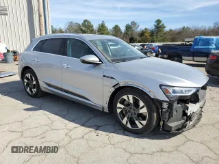 2022 Audi e-tron Premium Plus with VIN WA1LAAGE3NB033307, listed as a Copart auction lot 45680685 with 36,127 mi miles and Salvage Title. Bid and sale history available at DreamBid. Image 4.