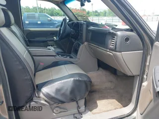 2004 Chevrolet Suburban LT with VIN 1GNEC16Z74J107885, listed as a IAAI auction lot 42819001 with 232,389 mi miles and . Bid and sale history available at DreamBid. Image 5.