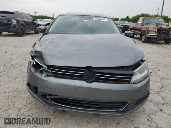 2014 Volkswagen Jetta SE with VIN 3VWD07AJ7EM363186, listed as a Copart auction lot 60873465 with 215,323 mi miles and Salvage title. Bid and sale history available at DreamBid. Image 5.