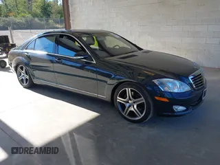 2007 Mercedes-Benz S 550 с VIN WDDNG71X37A095492, выставлен на аукционе IAAI как лот 42666290 с пробегом 73 043 миль миль и . История ставок и продаж доступна на DreamBid. Изображение 1.