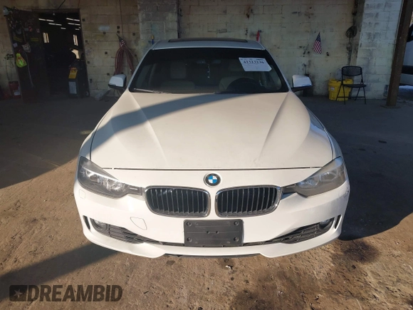 2013 BMW 3 Series 328i xDrive with VIN WBA3B5C56DF596114, listed as a IAAI auction lot 41313136 with 98,847 mi miles. Bid and sale history available at carsss.com. Image 13.