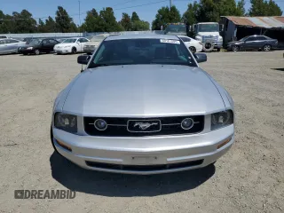2009 Ford Mustang z VIN 1ZVHT80N595137873, wystawiony jako Copart lot #60161505 z przebiegiem Nie podano mil oraz Szkoda całkowita • Salvage title. Historia ofert i sprzedaży dostępna na DreamBid. Obrazek 5.