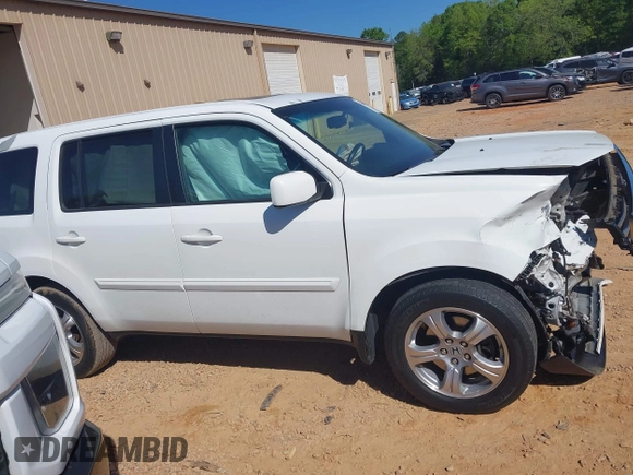2014 Honda Pilot EX-L with VIN 5FNYF3H53EB025048, listed as a IAAI auction lot 42060266 with Not Provided miles and . Bid and sale history available at carsss.com. Image 13.