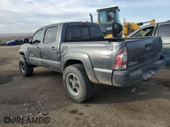 2009 Toyota Tacoma z VIN 3TMLU42N09M030420, wystawiony jako Copart lot #84889784 z przebiegiem 322 393 mil mil oraz Szkoda całkowita • Salvage title. Historia ofert i sprzedaży dostępna na DreamBid. Obrazek 2.