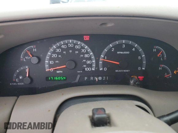 2003 Ford F-150 XL z VIN 2FTRX18L43CA38884, wystawiony jako Copart lot #87427414 z przebiegiem 171 605 mil mil oraz Czysty tytuł • Clean title. Historia ofert i sprzedaży dostępna na DreamBid. Obrazek 9.