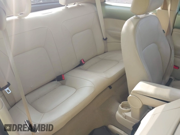 2009 Volkswagen Beetle S with VIN 3VWRW31C29M501964, listed as a IAAI auction lot 42388544 with 99,674 mi miles and . Bid and sale history available at DreamBid. Image 8.
