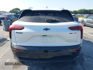 2024 Chevrolet Blazer EV eAWD RS z VIN 3GNKDCRJ6RS185260, wystawiony jako IAAI lot #41277933 z przebiegiem 5 664 mil mil oraz . Historia ofert i sprzedaży dostępna na DreamBid. Obrazek 16.