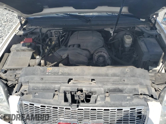 2013 GMC Yukon XL SLT with VIN 1GKS1KE03DR253071, listed as a Copart auction lot 51437355 with 194,807 mi miles and Salvage Title. Bid and sale history available at DreamBid. Image 13.
