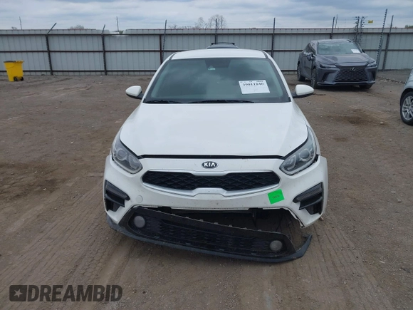 2020 Kia Forte LXS with VIN 3KPF24AD7LE152818, listed as a IAAI auction lot 39011840 with 79,029 mi miles. Bid and sale history available at carsss.com. Image 13.