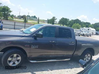2019 Ram 1500 Big Horn z VIN 1C6RR7TT4KS516856, wystawiony jako IAAI lot #42479156 z przebiegiem 140 579 mil mil oraz . Historia ofert i sprzedaży dostępna na DreamBid. Obrazek 14.