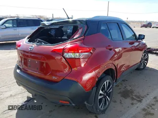 2018 Nissan Kicks S with VIN 3N1CP5CU5JL525597, listed as a IAAI auction lot 41485867 with 100,840 mi miles. Bid and sale history available at carsss.com. Image 4.