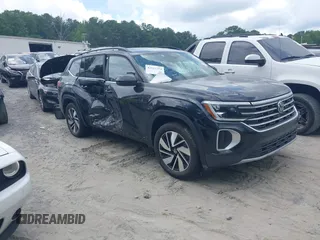 2025 Volkswagen Atlas SE with VIN 1V2WR2CA8SC532788, listed as a IAAI auction lot 42622254 with 5,967 mi miles and . Bid and sale history available at DreamBid. Image 1.