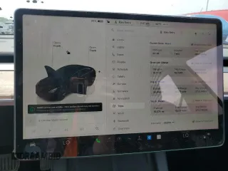 2023 Tesla Model 3 z VIN 5YJ3E1EA6PF579920, wystawiony jako Copart lot #60543565 z przebiegiem 55 574 mil mil oraz Czysty tytuł • Clean title. Historia ofert i sprzedaży dostępna na DreamBid. Obrazek 9.