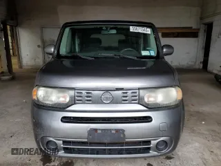 2013 Nissan Cube SL z VIN JN8AZ2KR9DT303157, wystawiony jako Copart lot #55671345 z przebiegiem 258 421 mil mil oraz Szkody całkowita. Historia ofert i sprzedaży dostępna na DreamBid. Obrazek 5.
