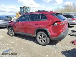 2022 Toyota RAV4 XLE with VIN 2T3P1RFV6NW256570, listed as a Copart auction lot 51862395 with 11,115 mi miles and Salvage Title. Bid and sale history available at carsss.com. Image 2.