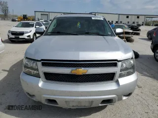 2014 Chevrolet Suburban LT with VIN 1GNSKJE7XER225339, listed as a Copart auction lot 53318195 with 207,134 mi miles and Salvage Title. Bid and sale history available at DreamBid. Image 5.