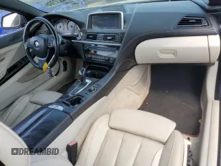 2012 BMW 6 Series 650i z VIN WBALZ3C57CDL71551, wystawiony jako Copart lot #54622705 z przebiegiem Nie podano mil oraz Szkody całkowita. Historia ofert i sprzedaży dostępna na DreamBid. Obrazek 8.