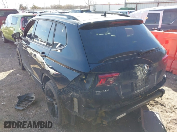 2019 Volkswagen Tiguan SE with VIN 3VV3B7AX2KM075179, listed as a IAAI auction lot 41728654 with 108,388 mi miles and . Bid and sale history available at DreamBid. Image 3.