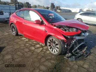 2021 Tesla Model Y Performance z VIN 5YJYGDEF8MF276050, wystawiony jako Copart lot #49314585 z przebiegiem 35 479 mil mil oraz Szkoda całkowita • Salvage title. Historia ofert i sprzedaży dostępna na DreamBid. Obrazek 4.