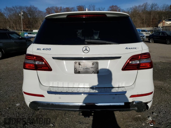 2015 Mercedes-Benz M 400 with VIN 4JGDA5GB6FA578668, listed as a Copart auction lot 81893144 with 113,566 mi miles and Salvage Title. Bid and sale history available at DreamBid. Image 6.