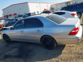 2005 Lexus LS 430 z VIN JTHBN36F850176453, wystawiony jako IAAI lot #41680395 z przebiegiem 136 288 mil mil oraz . Historia ofert i sprzedaży dostępna na DreamBid. Obrazek 14.