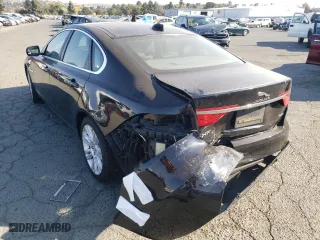 2016 Jaguar XF 35t Premium with VIN SAJBD4BV5GCY09744, listed as a Copart auction lot 58429592 with 0 mi miles. Bid and sale history available at carsss.com. Image 3.