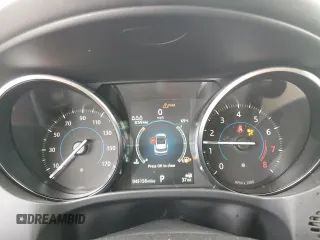 2020 Jaguar F-Pace 25t z VIN SADCS2FXXLA645359, wystawiony jako Copart lot #47564694 z przebiegiem 45 158 mil mil oraz . Historia ofert i sprzedaży dostępna na DreamBid. Obrazek 9.