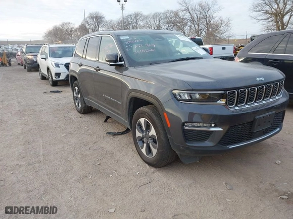 2023 Jeep Grand Cherokee 4xe with VIN 1C4RJYB68PC633388, listed as a IAAI auction lot 41032229 with NaN miles. Bid and sale history available at carsss.com. Image 1.