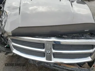 2004 Dodge Durango SLT z VIN 1D4HB48N14F168496, wystawiony jako Copart lot #59863915 z przebiegiem 99 629 mil mil oraz Szkoda całkowita • Salvage title. Historia ofert i sprzedaży dostępna na DreamBid. Obrazek 12.