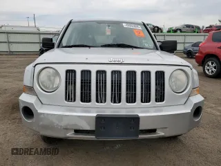 2008 Jeep Patriot Sport with VIN 1J8FT28W98D759975, listed as a Copart auction lot 49993605 with 0 mi miles and Salvage Title. Bid and sale history available at carsss.com. Image 5.