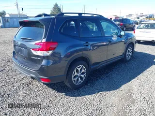 2019 Subaru Forester Premium with VIN JF2SKAGC7KH409224, listed as a IAAI auction lot 41637550 with 49,522 mi miles. Bid and sale history available at carsss.com. Image 4.