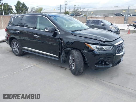 2020 Infiniti QX60 LUXE with VIN 5N1DL0MM5LC540433, listed as a IAAI auction lot 41894992 with 70,034 mi miles. Bid and sale history available at carsss.com. Image 1.