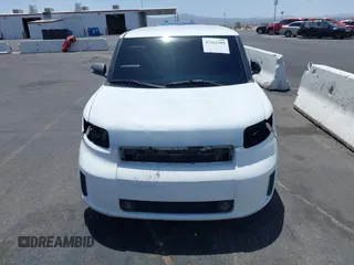 2008 Scion xB z VIN JTLKE50E181046191, wystawiony jako IAAI lot #42261389 z przebiegiem 138 745 mil mil oraz . Historia ofert i sprzedaży dostępna na DreamBid. Obrazek 6.