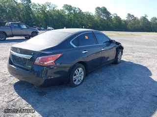 2013 Nissan Altima 2.5 SL with VIN 1N4AL3AP8DC207206, listed as a IAAI auction lot 39507311 with 173,710 mi miles. Bid and sale history available at carsss.com. Image 4.