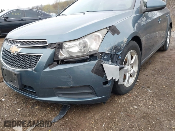 2012 Chevrolet Cruze 1LT with VIN 1G1PF5SCXC7305401, listed as a IAAI auction lot 42073127 with 152,133 mi miles and . Bid and sale history available at DreamBid. Image 6.