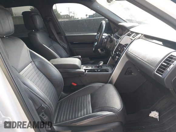 2023 Land Rover Discovery z VIN SALRT2EXXP2471340, wystawiony jako IAAI lot #41920509 z przebiegiem 34 385 mil mil oraz . Historia ofert i sprzedaży dostępna na DreamBid. Obrazek 5.