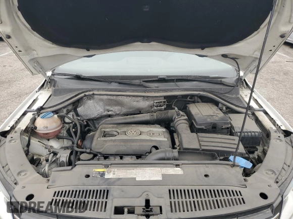 2013 Volkswagen Tiguan S with VIN WVGAV3AX9DW567289, listed as a Copart auction lot 60174115 with 157,484 mi miles and Clean title. Bid and sale history available at DreamBid. Image 11.