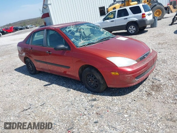 2000 Ford Focus LX with VIN 1FAFP33P8YW187843, listed as a IAAI auction lot 41947575 with Not Provided miles and . Bid and sale history available at carsss.com. Image 1.