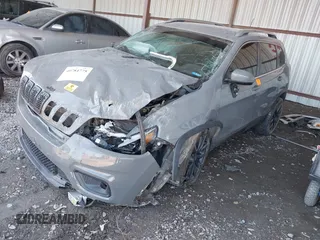 2020 Jeep Cherokee Latitude Plus with VIN 1C4PJLLB1LD561220, listed as a IAAI auction lot 40784775 with 0 mi miles. Bid and sale history available at carsss.com. Image 17.