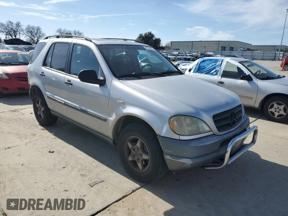 1998 Mercedes-Benz M-Class with VIN 4JGAB54E7WA041547, listed as a Copart auction lot 42334655 with 183,814 mi miles and Salvage Title. Bid and sale history available at carsss.com. Image 4.