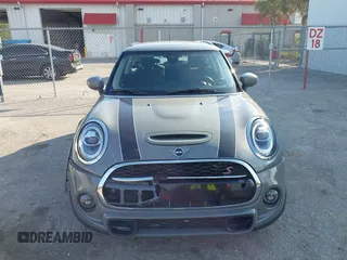 2020 MINI Hardtop Cooper S z VIN WMWXR5C00L2M23924, wystawiony jako IAAI lot #41520706 z przebiegiem 123 006 mil mil oraz . Historia ofert i sprzedaży dostępna na DreamBid. Obrazek 12.