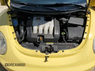 2006 Volkswagen Beetle z VIN 3VWRR31C86M411804, wystawiony jako Copart lot #74040884 z przebiegiem 181 954 mil mil oraz Szkoda całkowita • Salvage title. Historia ofert i sprzedaży dostępna na DreamBid. Obrazek 11.