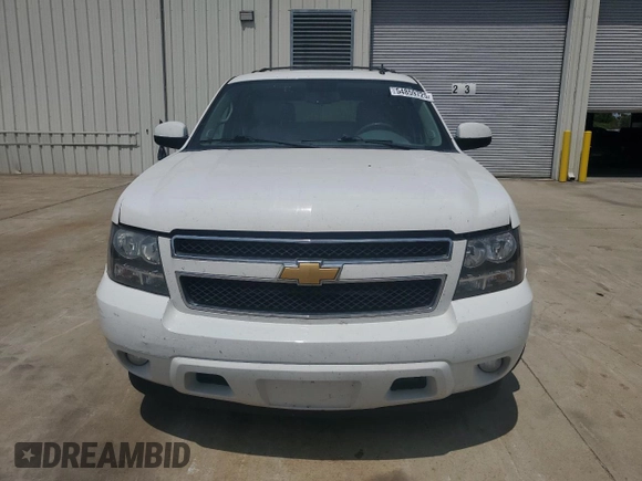 2013 Chevrolet Tahoe LT with VIN 1GNSCBE07DR268458, listed as a Copart auction lot 54859725 with 172,063 mi miles and Salvage title. Bid and sale history available at DreamBid. Image 5.
