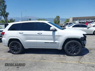 2020 Jeep Grand Cherokee Laredo E с VIN 1C4RJEAG1LC170576, выставлен на аукционе IAAI как лот 42283104 с пробегом 123 068 миль миль и . История ставок и продаж доступна на DreamBid. Изображение 14.