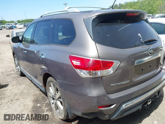 2013 Nissan Pathfinder S with VIN 5N1AR2MM1DC678629, listed as a IAAI auction lot 42063115 with 192,096 mi miles. Bid and sale history available at carsss.com. Image 3.