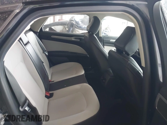 2020 Ford Fusion SE with VIN 3FA6P0HDXLR225825, listed as a IAAI auction lot 41838972 with 49,235 mi miles and . Bid and sale history available at DreamBid. Image 8.