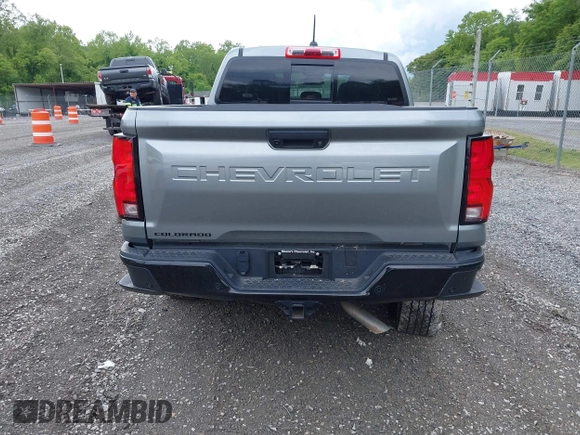2024 Chevrolet Colorado 4WD Z71 with VIN 1GCPTDEK3R1152059, listed as a IAAI auction lot 42383826 with 4,002 mi miles and . Bid and sale history available at DreamBid. Image 16.