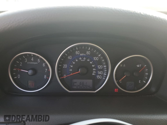 2011 Hyundai Veracruz Limited with VIN KM8NU4CC9BU158044, listed as a Copart auction lot 62333205 with 252,054 mi miles and Salvage title. Bid and sale history available at DreamBid. Image 9.