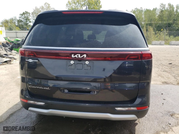 2022 Kia Carnival LXS with VIN KNDNB4H37N6136345, listed as a Copart auction lot 67532103 with 43,809 mi miles and Salvage Title. Bid and sale history available at carsss.com. Image 6.