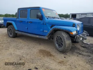 2021 Jeep Gladiator Overland with VIN 1C6HJTFG7ML585693, listed as a Copart auction lot 53058485 with 47,804 mi miles and Salvage title. Bid and sale history available at DreamBid. Image 4.